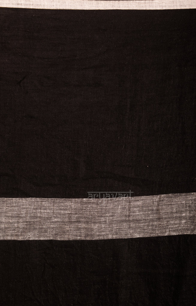A Stylish White & Black Linen Saree