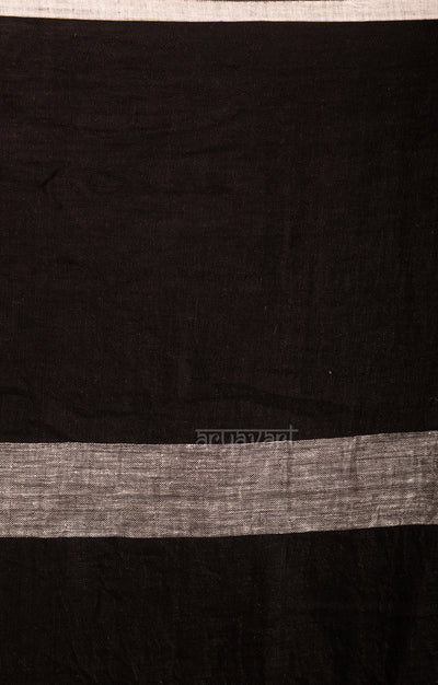 A Stylish White & Black Linen Saree