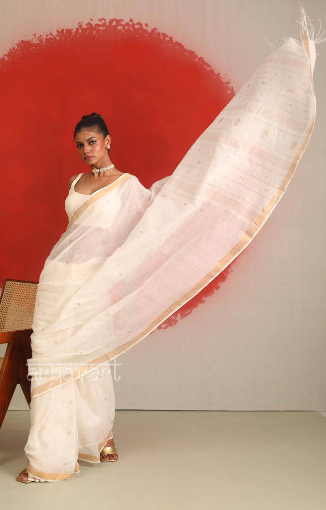 Striking White Saree With Woven Zari Jamdani Design