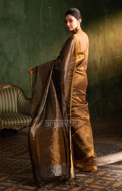 Stunning Gold Tissue Linen Saree With Stripped Pallu