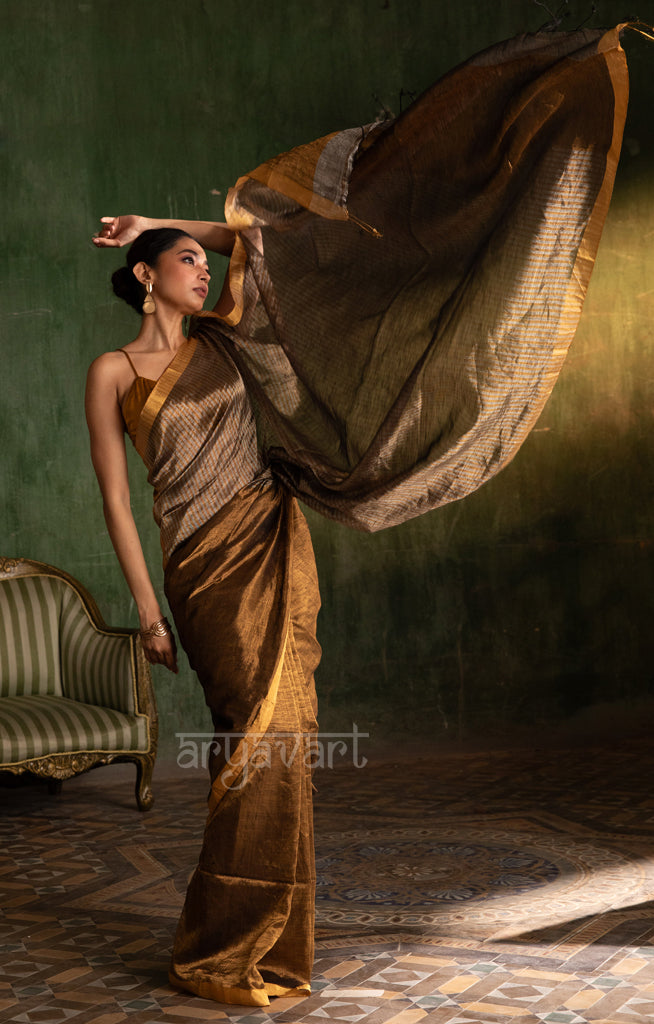 Stunning Gold Tissue Linen Saree With Stripped Pallu