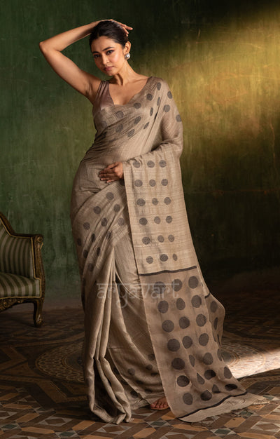 Grey Matka Silk Saree With Stunning Black Jamdani Polka Dots Design