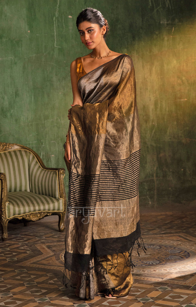 Play of Gold & Silver In A Tissue Linen Saree