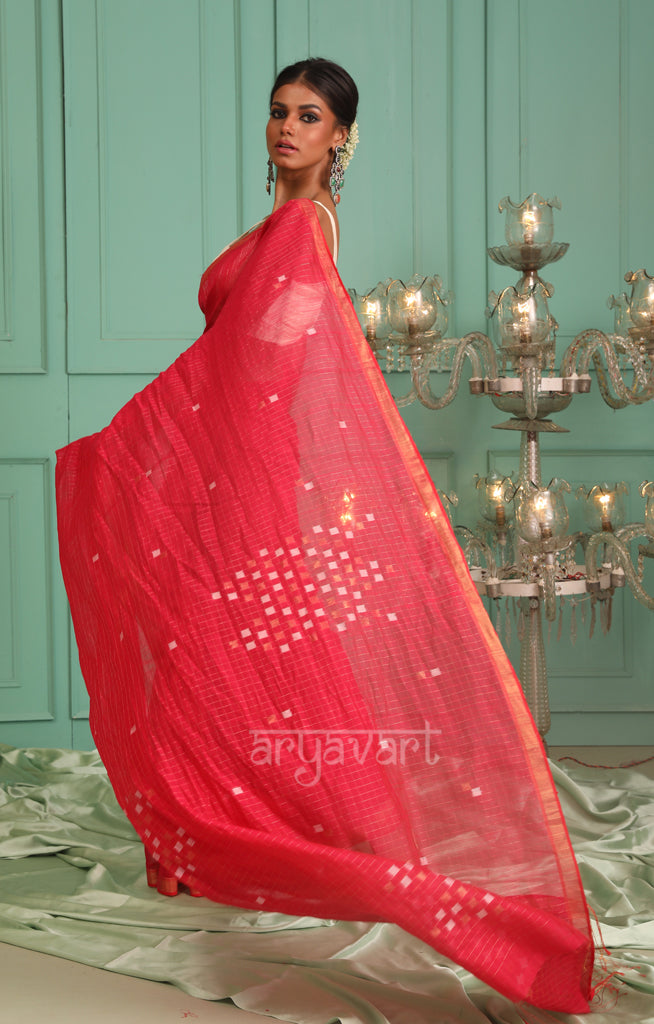 Stunning red Saree With Woven Check Jamdani Design