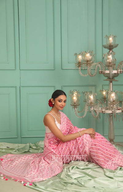 Stunning Pink Saree With Woven Jamdani Line Design In White