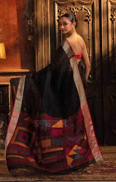 Black Linen Saree With Geometric Woven Jamdani Design on Pallu