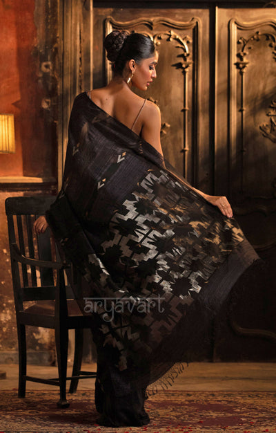 Black Matka Saree With Woven jamdani Design