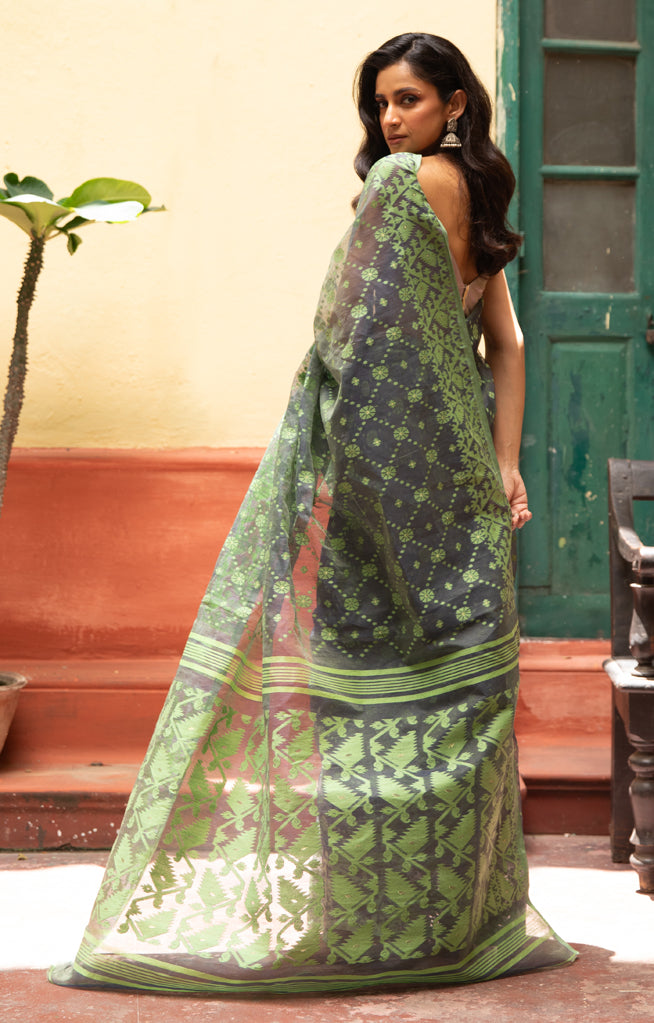 Grey Saree With Woven Jamdani Geometric Design In Green