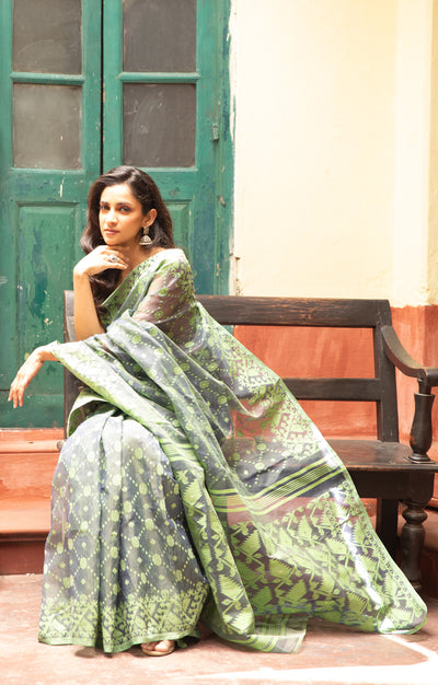 Grey Saree With Woven Jamdani Geometric Design In Green