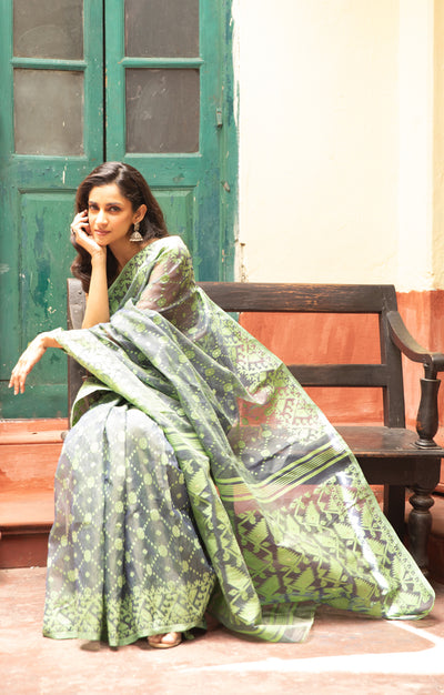 Grey Saree With Woven Jamdani Geometric Design In Green