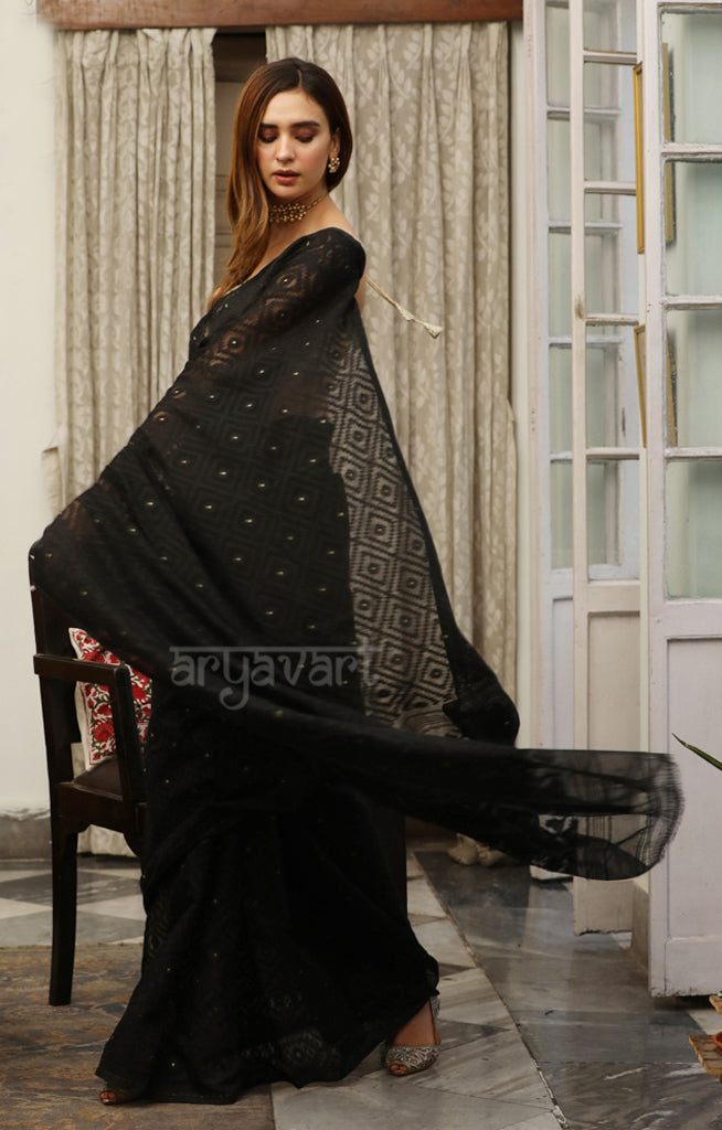 Black Jamdani Saree with Geometric Woven Design With Zari Butta Highlights