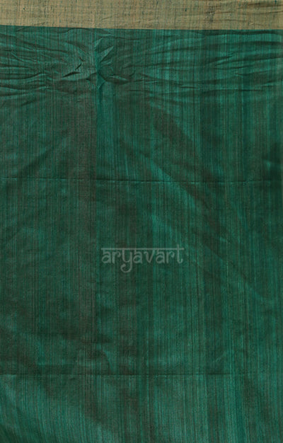 Forest Green Matka Silk Saree with Striking Geometric Jamdani Design