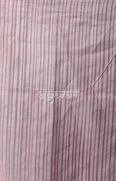 Blush Pink Matka Silk Saree with Striking Jamdani Design on Pallu