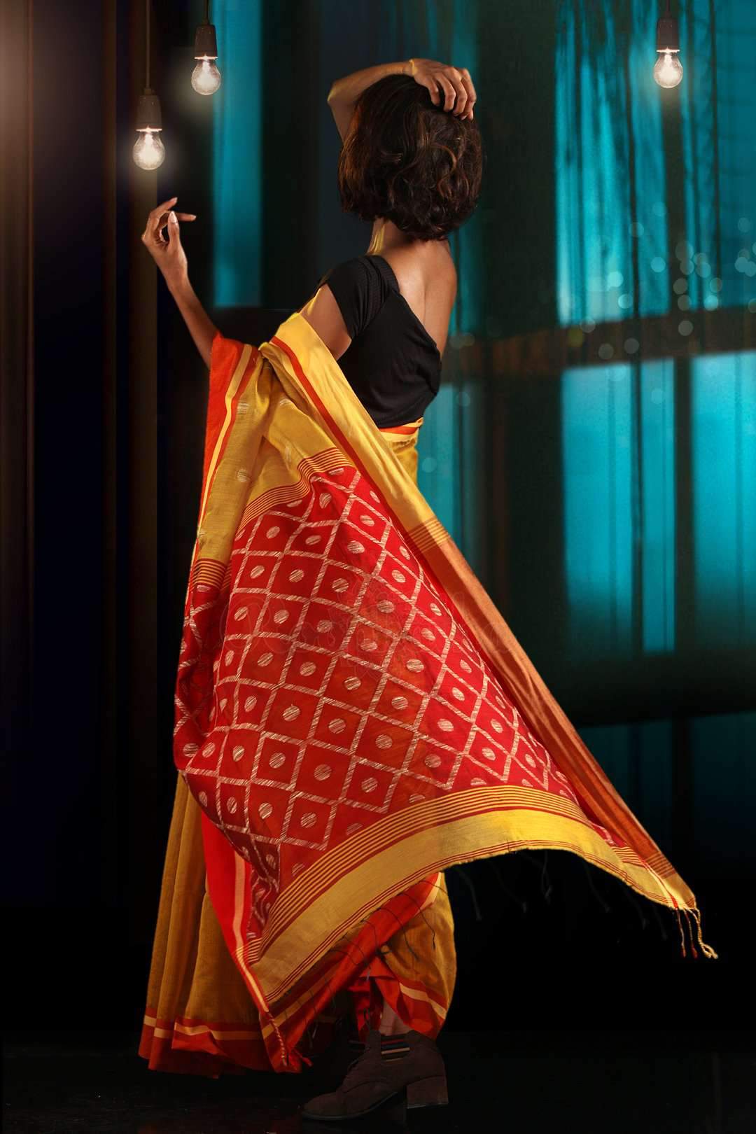 Yellow Blended Cotton Saree With Red Pallu