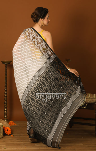 Black & White Jamdani Saree with Traditional Woven Design