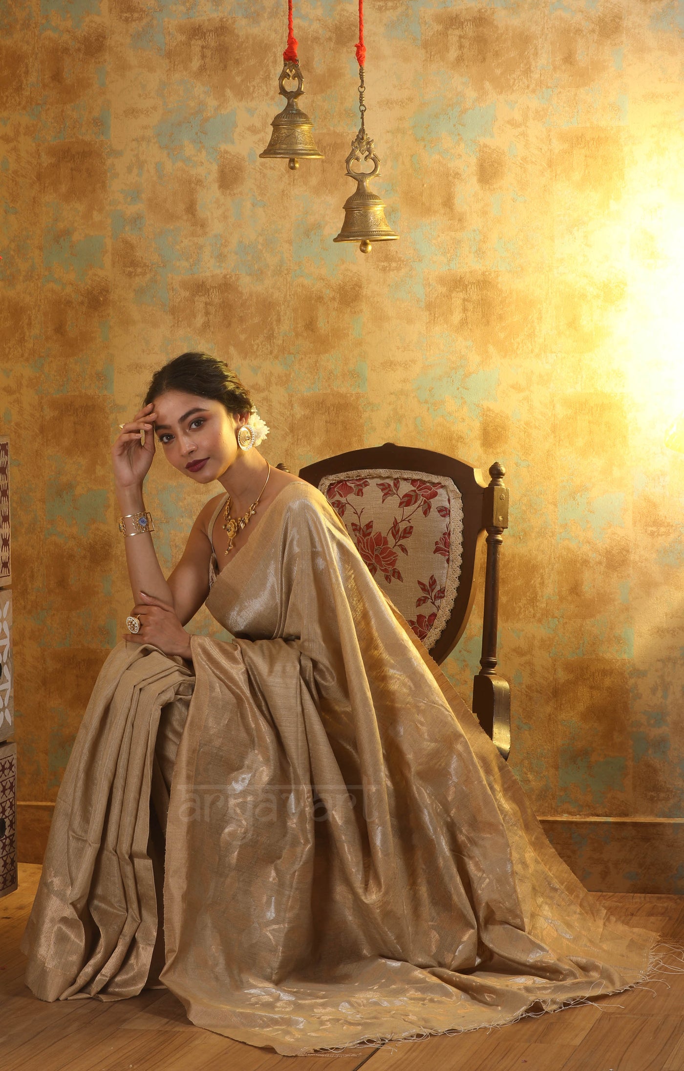 Beige Matka Silk Saree With Jamdani Woven Design In Zari
