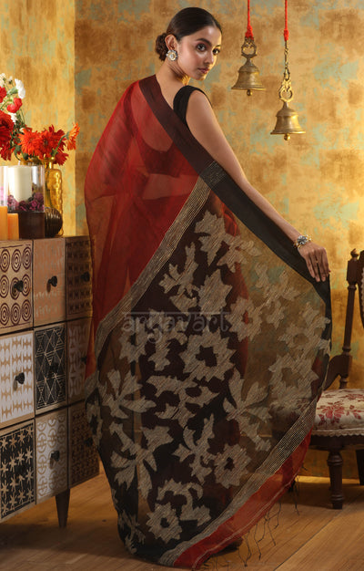 Maroon Linen Saree with Woven Design in Pallu