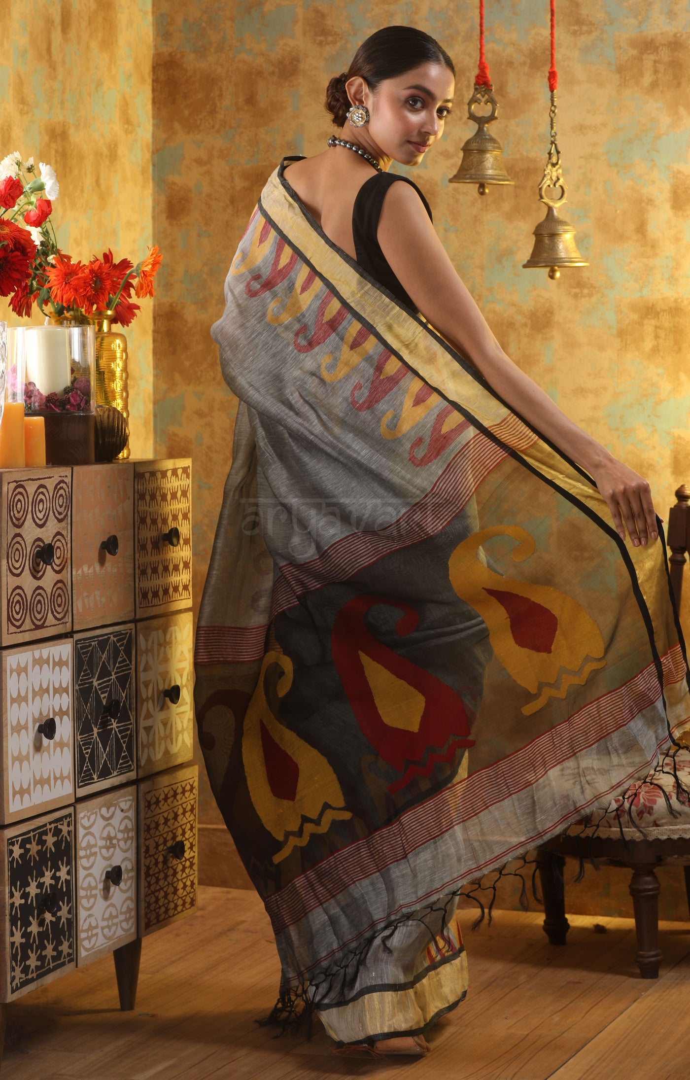 Steel Grey Linen Saree With Woven in Paisley Design In The Border & Pallu